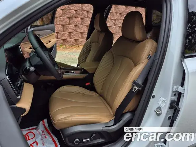Renault Samsung Grand Koleos 2025 — Photo 8/20