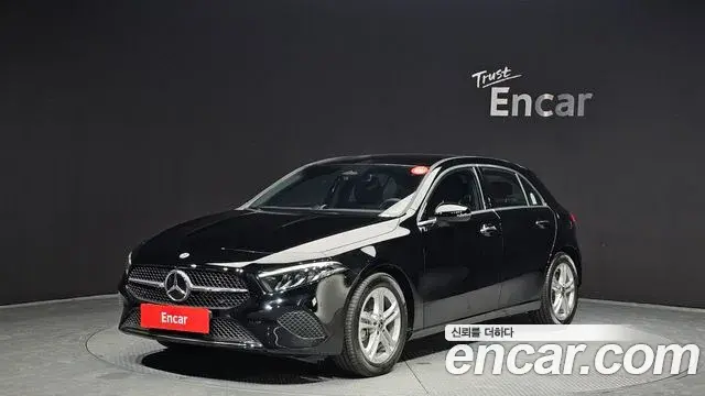 Mercedes-Benz A-Class 2025 — Photo 13/20
