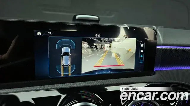 Mercedes-Benz A-Class 2025 — Photo 8/20
