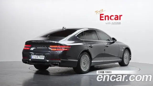 Genesis G80 2021 — ფოტო 8/20