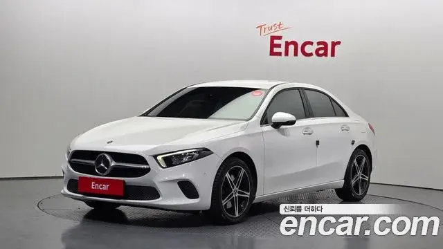 Mercedes-Benz A-Class 2020 — Photo 13/20