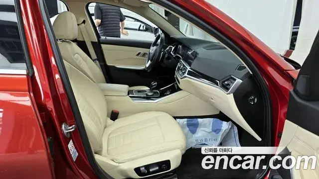 BMW 3 Series 2020 — Photo 19/20
