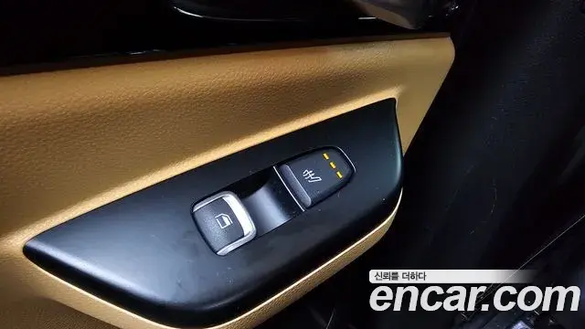 Kia Carnival 2020 — Photo 19/20
