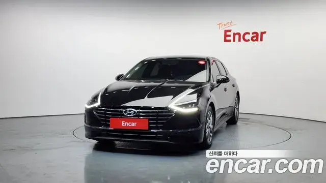 Hyundai Sonata Hybrid 2021 — ფოტო 13/20