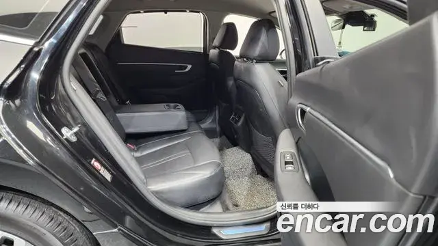 Hyundai Sonata Hybrid 2021 — ფოტო 9/20