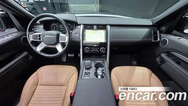 Land Rover Discovery 5 2024 — ფოტო 6/20