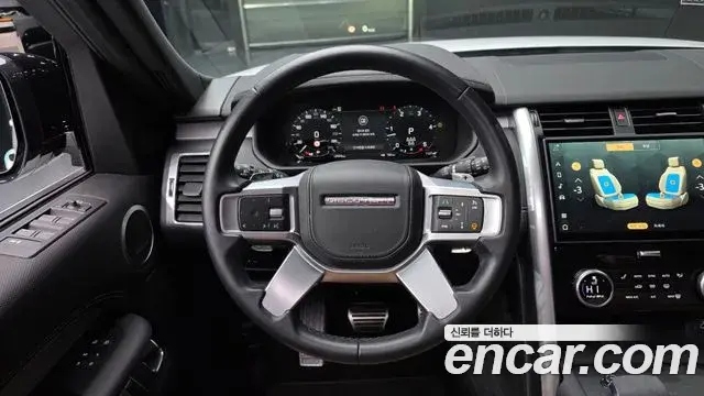 Land Rover Discovery 5 2024 — ფოტო 18/20