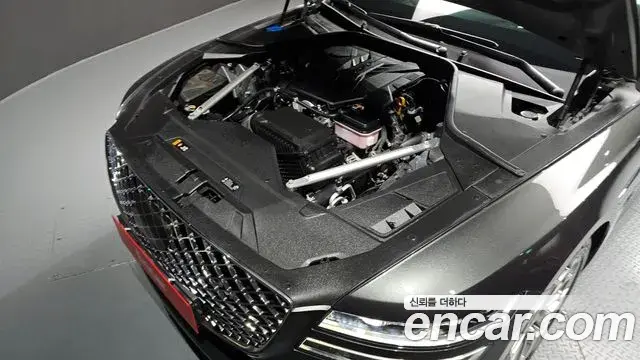 Genesis G80 2022 — Photo 15/20