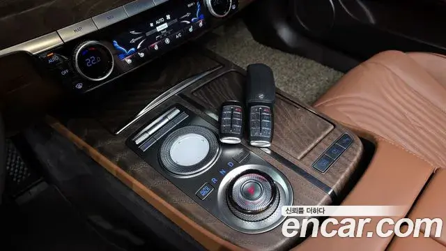 Genesis G80 2022 — Photo 9/20