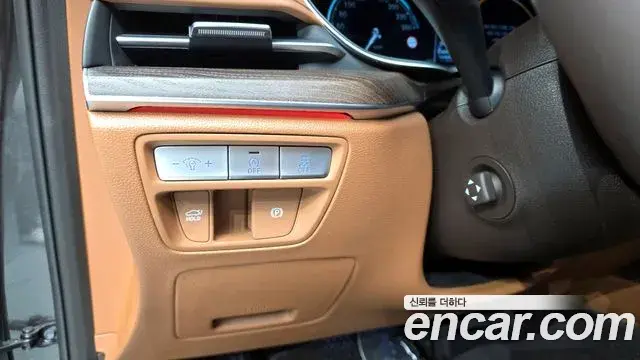Genesis G80 2022 — Photo 8/20
