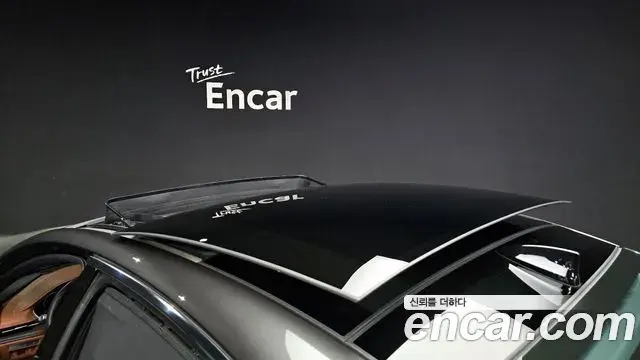 Genesis G80 2022 — Photo 12/20