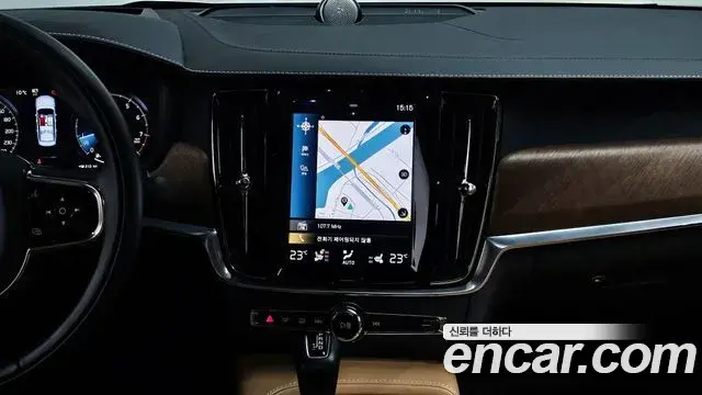 Volvo S90 2019 — ფოტო 16/20