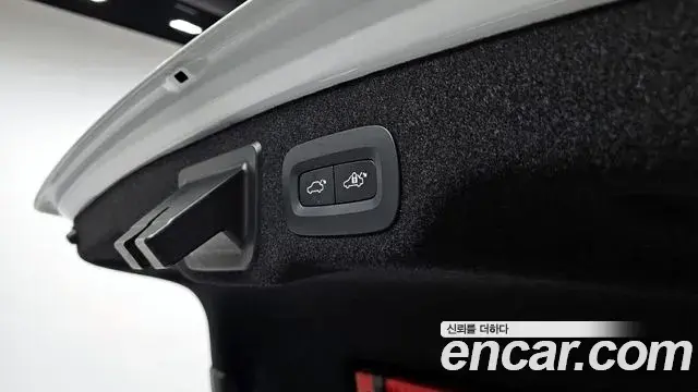 Volvo S90 2019 — ფოტო 13/20