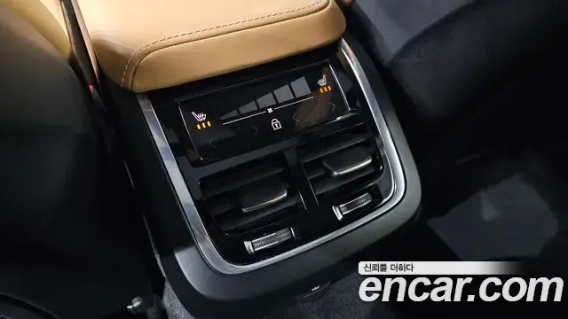 Volvo S60 2021 — Photo 11/20