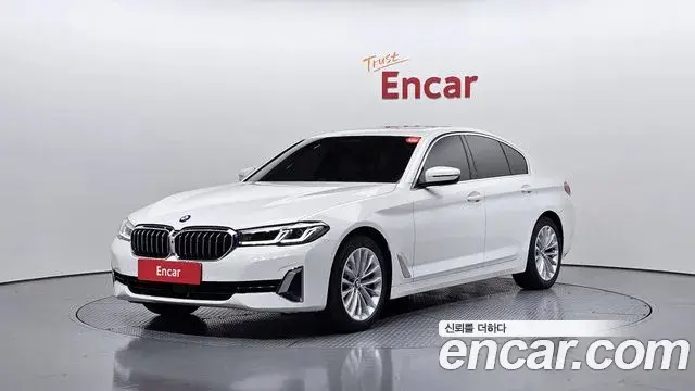 BMW 5 Series 2021 — Фото 1/20