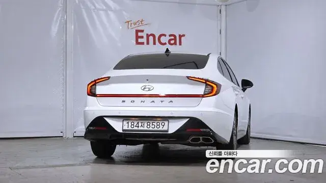 Hyundai Sonata Hybrid 2021 — ფოტო 4/20