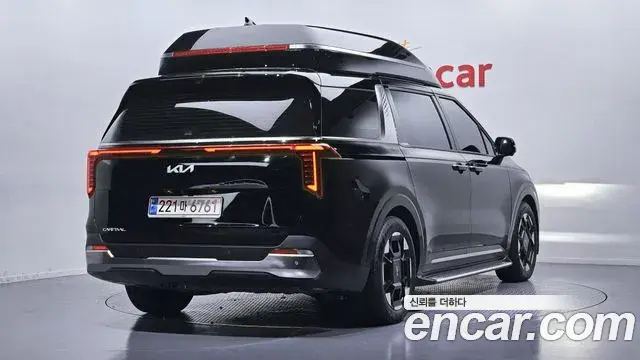 Kia Carnival 2024 — Photo 12/20