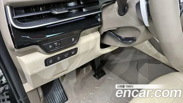Kia Carnival 2024 — Photo 15/20