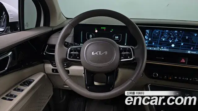 Kia Carnival 2024 — Фото 13/20