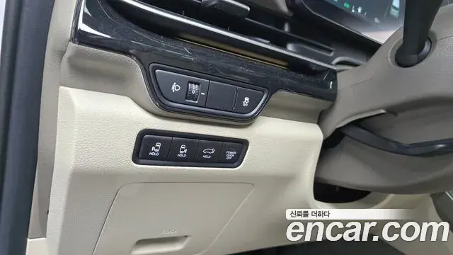 Kia Carnival 2024 — Фото 14/20