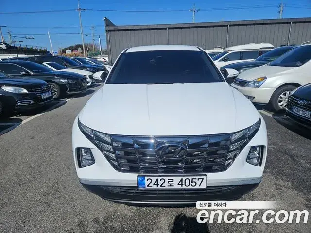 Hyundai The New Tucson 2023 — Фото 2/20