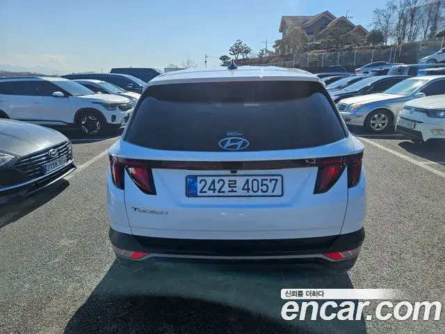Hyundai The New Tucson 2023 — Фото 8/20