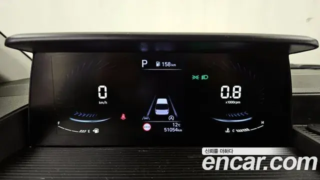 Hyundai Staria 2023 — Фото 8/20