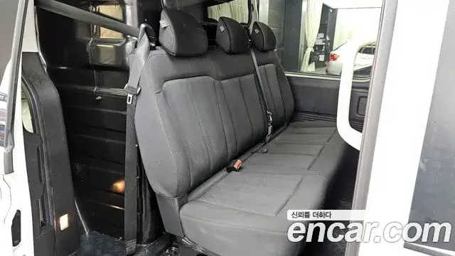 Hyundai Staria 2023 — Фото 12/20