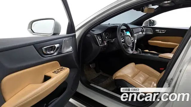 Volvo V60 Cross Country 2020 — Şəkil 3/20