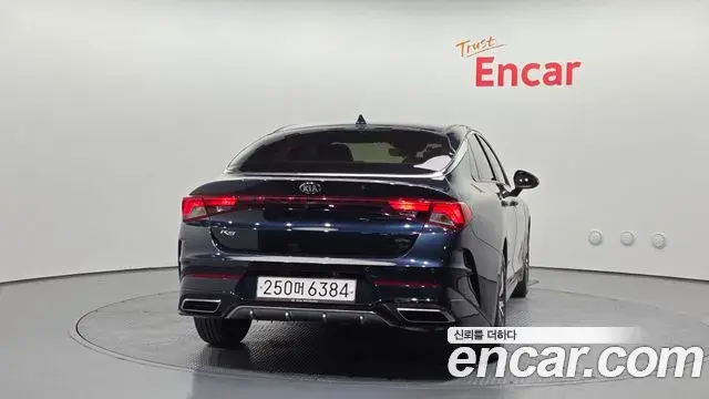 Kia K5 2020 — Şəkil 12/20