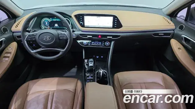 Hyundai Sonata Hybrid 2020 — Photo 16/20