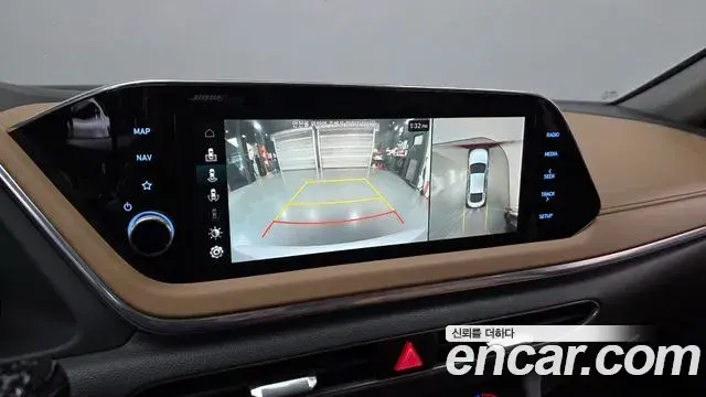 Hyundai Sonata Hybrid 2020 — Photo 9/20