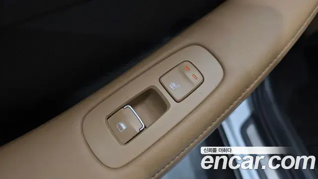 Hyundai Sonata Hybrid 2020 — Photo 7/20