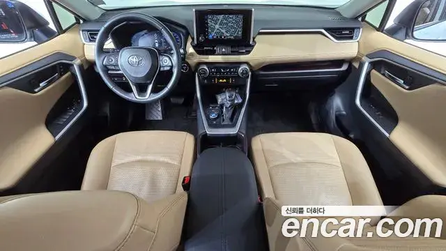 Toyota RAV4 2024 — Photo 1/20