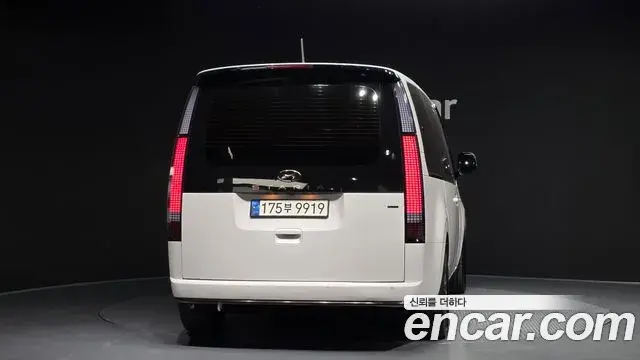 Hyundai Staria 2021 — Şəkil 14/20