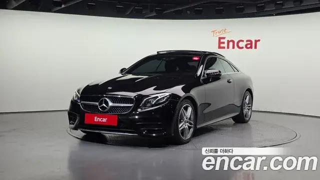 Mercedes-Benz E-Class 2019 — ფოტო 1/20