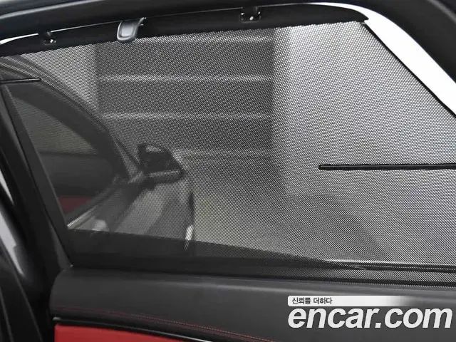 Genesis GV70 2021 — Şəkil 26/32