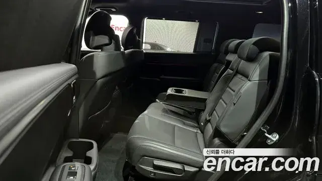 Hyundai Santa Fe 2023 — ფოტო 10/20