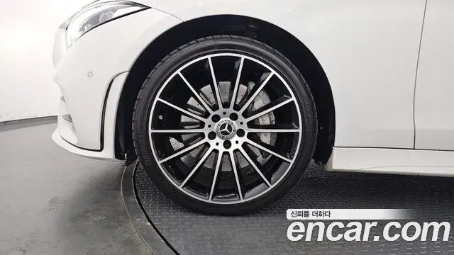Mercedes-Benz CLS-Class 2020 — Фото 5/20