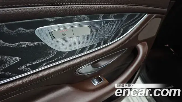 Mercedes-Benz CLS-Class 2020 — Фото 17/20