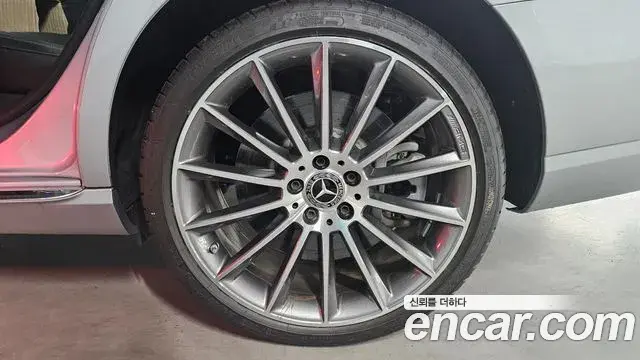 Mercedes-Benz E-Class 2023 — Şəkil 20/20