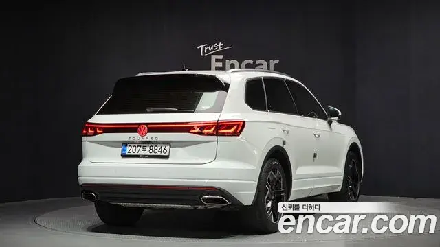 Volkswagen Touareg 2025 — Photo 7/20