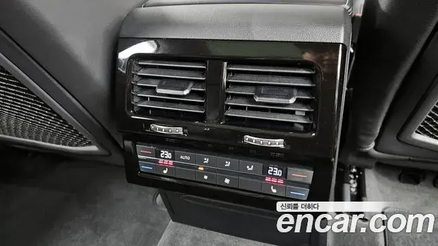 Volkswagen Touareg 2025 — Photo 11/20