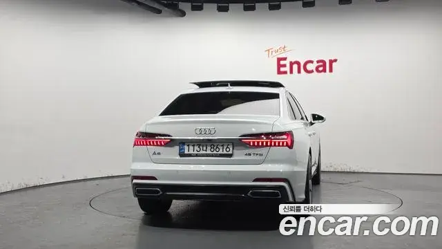 Audi A6 2021 — Şəkil 10/20