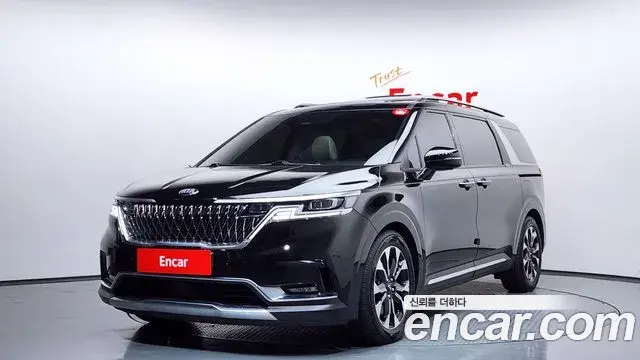 Kia Carnival 2021 — Photo 1/20