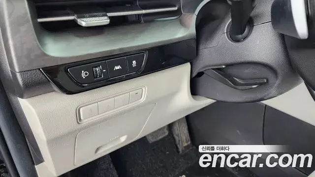 Kia Carnival 2021 — Photo 14/20