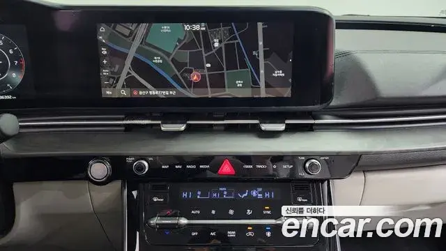 Kia Carnival 2021 — Photo 15/20