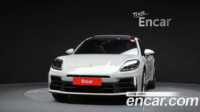 Porsche Panamera 2025 — ფოტო 19/20