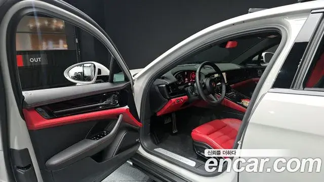 Porsche Panamera 2025 — ფოტო 6/20