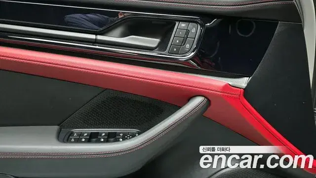 Porsche Panamera 2025 — ფოტო 18/20